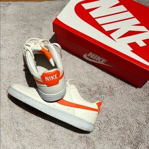 Nike Kids Sneakers in White and Orange